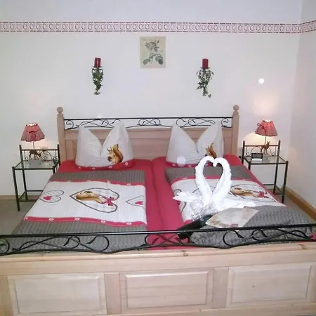 Bayerischer Rueckzugsort In Der Naehe Des Chiemsees Dom wakacyjny Übersee