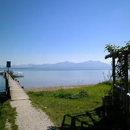 Bayerischer Rueckzugsort In Der Naehe Des Chiemsees * Übersee