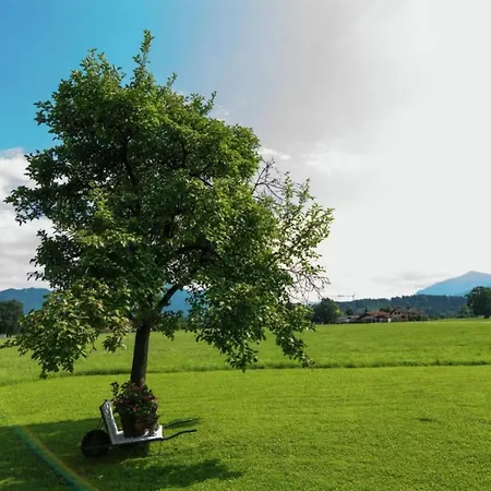 Bayerischer Rueckzugsort In Der Naehe Des Chiemsees Casa de Férias *